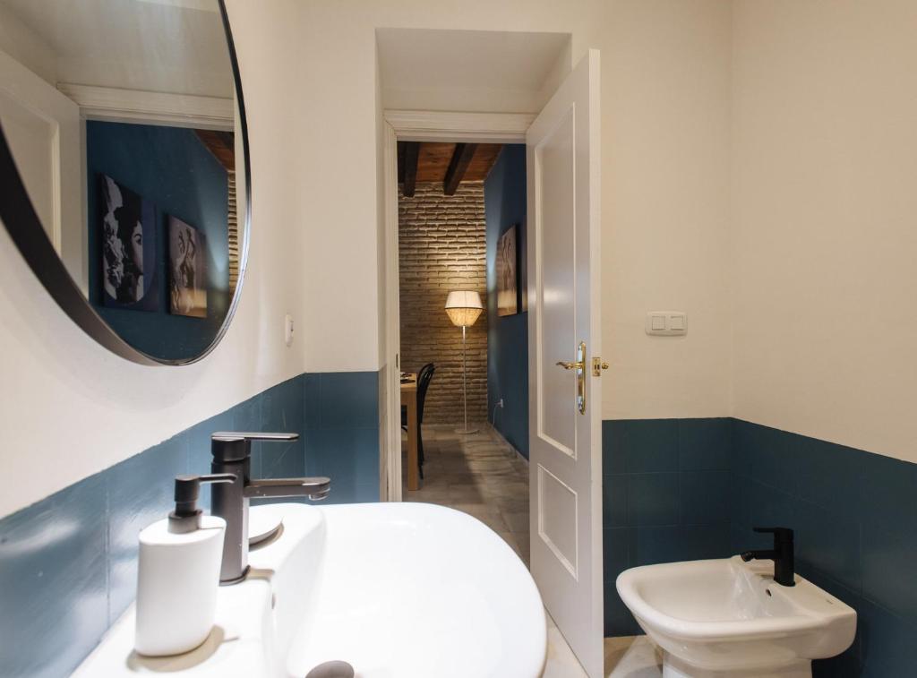 Suites Triana Sevilla Apartments, Sevilla – Precios ...