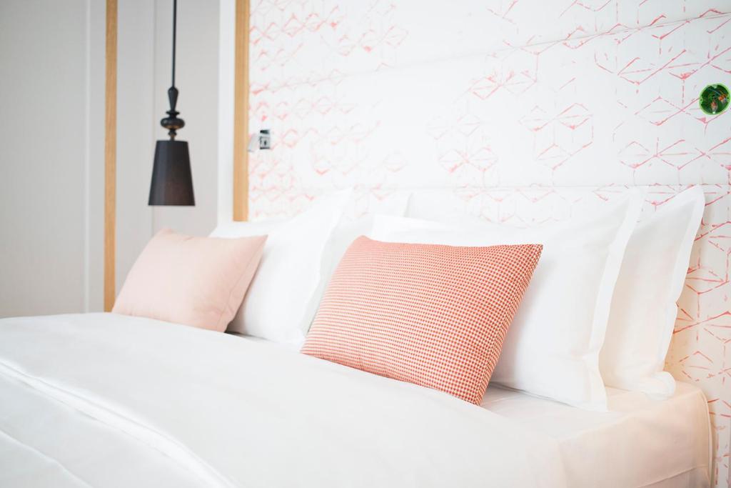 Capri by Fraser Berlin - 8