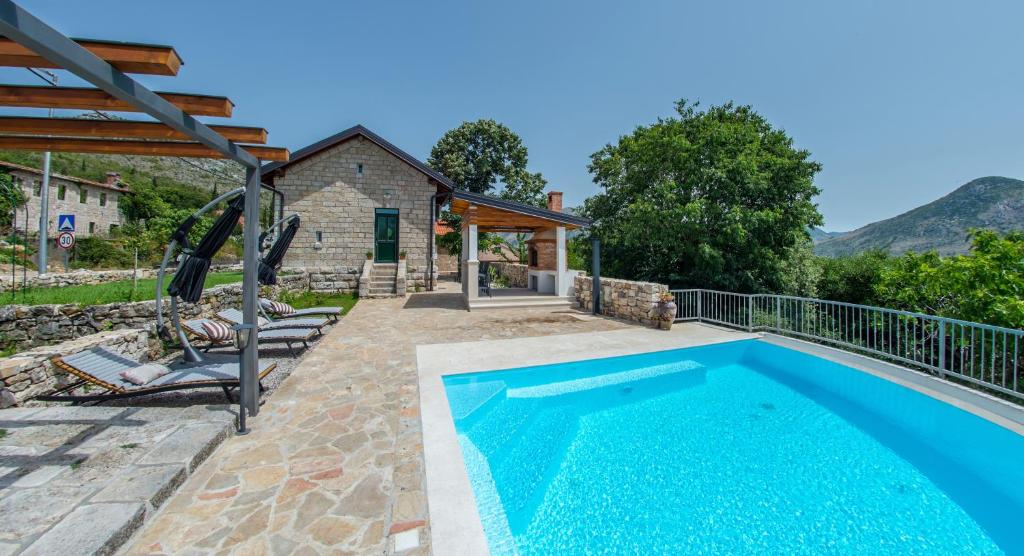 Villa Rosa, Ravno (updated prices 2024)