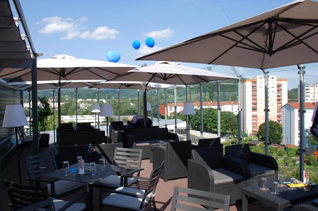 NOVAPARK Flugzeughotel Graz - Resim 27