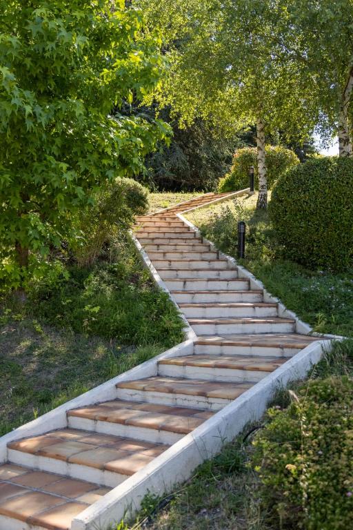 Zahrada ubytování Domaine Les Sources de Dieulefit