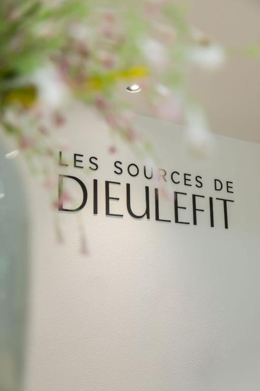 Fotografie z fotogalerie ubytování Domaine Les Sources de Dieulefit v destinaci Dieulefit
