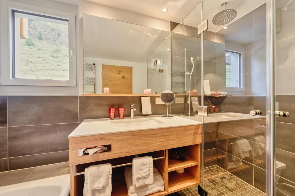 Un baño de Naco Aparthotel by Arca Spa