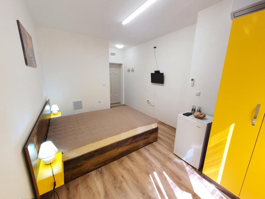 Cute Studio Neptun with Terrace