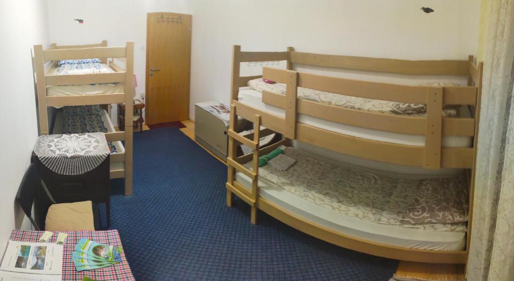 Postel nebo postele na pokoji v ubytování Privatni smještaj "Mratinje"