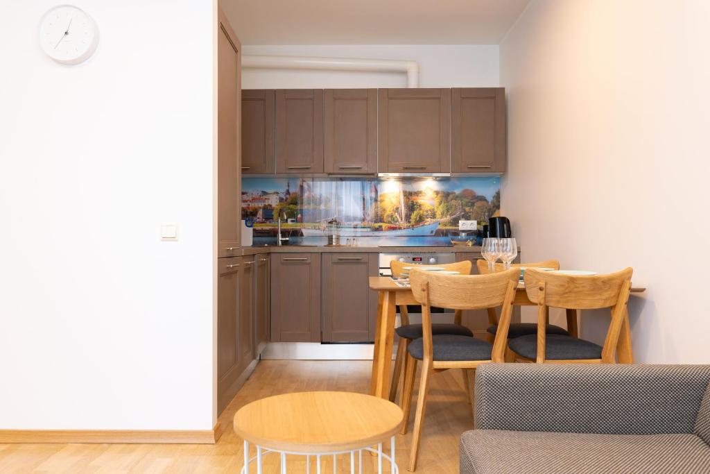 Kuchyň nebo kuchyňský kout v ubytování Cozy Foorum Apartment - Tallinn City Centre