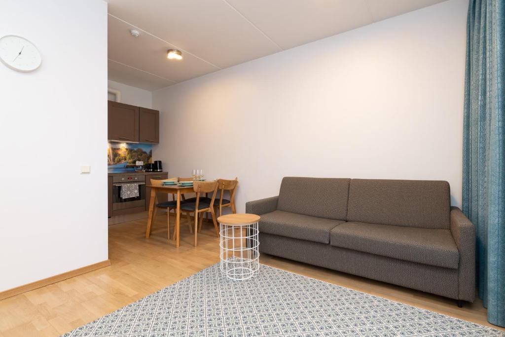 Kuchyň nebo kuchyňský kout v ubytování Cozy Foorum Apartment - Tallinn City Centre