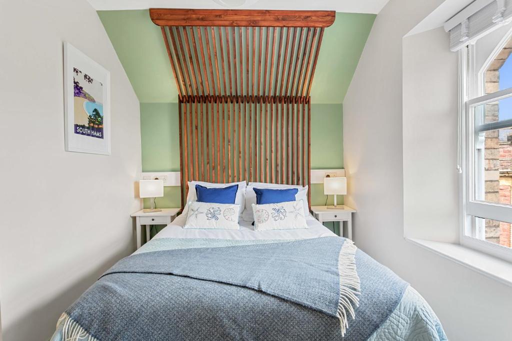 Park View R & R - Adult Only - Self-Catering - Free Parking - EV Point - Deluxe King Room