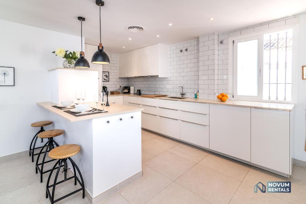 Kuchyňa alebo kuchynka v ubytovaní Top renovated penthouse in Los Naranjos