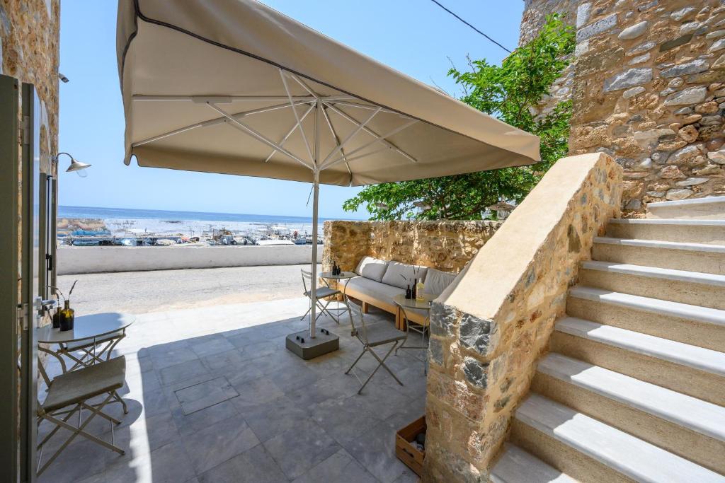 Balkón nebo terasa v ubytování Selinitsa Residence Mani
