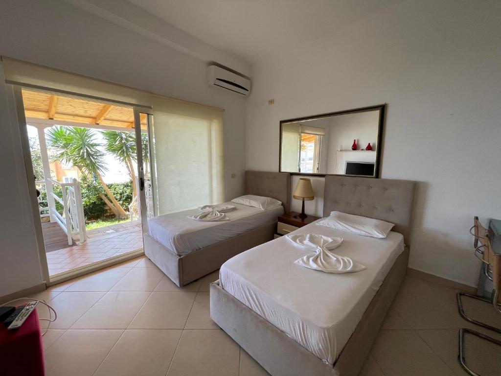 Apartments On The Beach - Imazhi 2