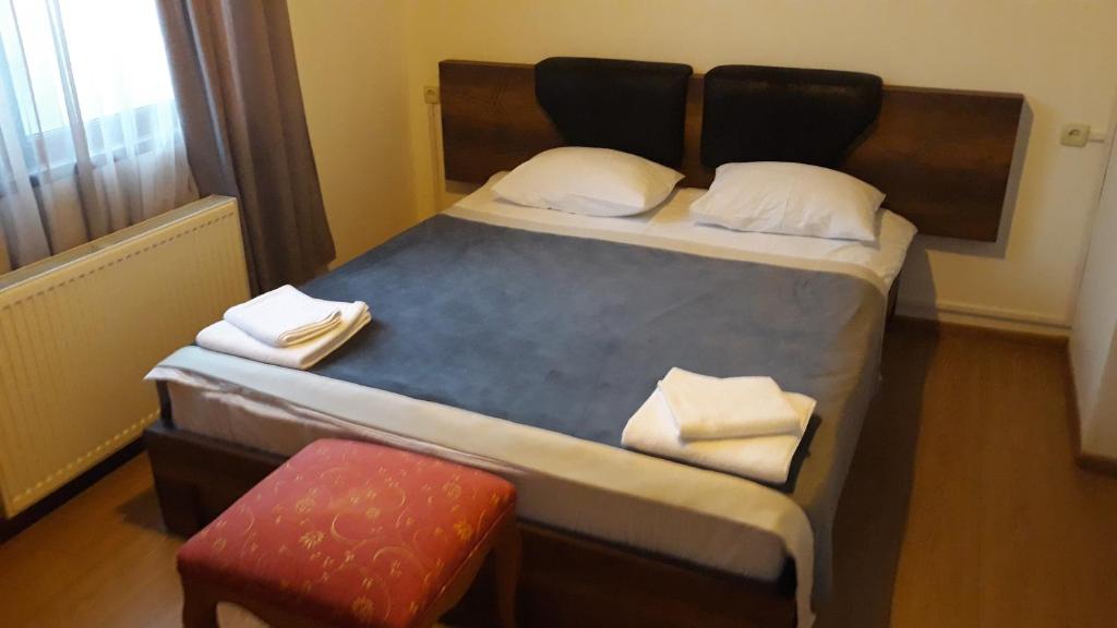 Letto o letti in una camera di Hotel Chubu