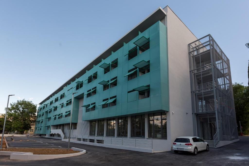 Budova, kde se hostel nachází