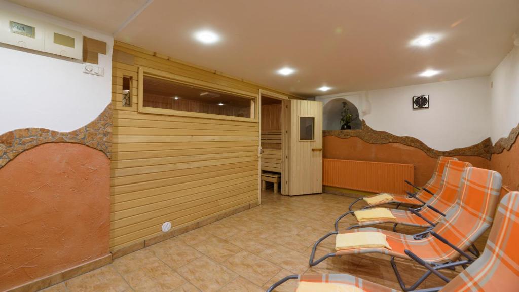 Posezení v ubytování Hotel Landhaus Ausswinkl