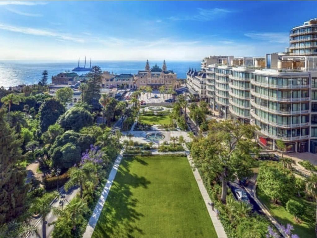 Home for 2 few steps from casino monte carlo and beach - Apartment