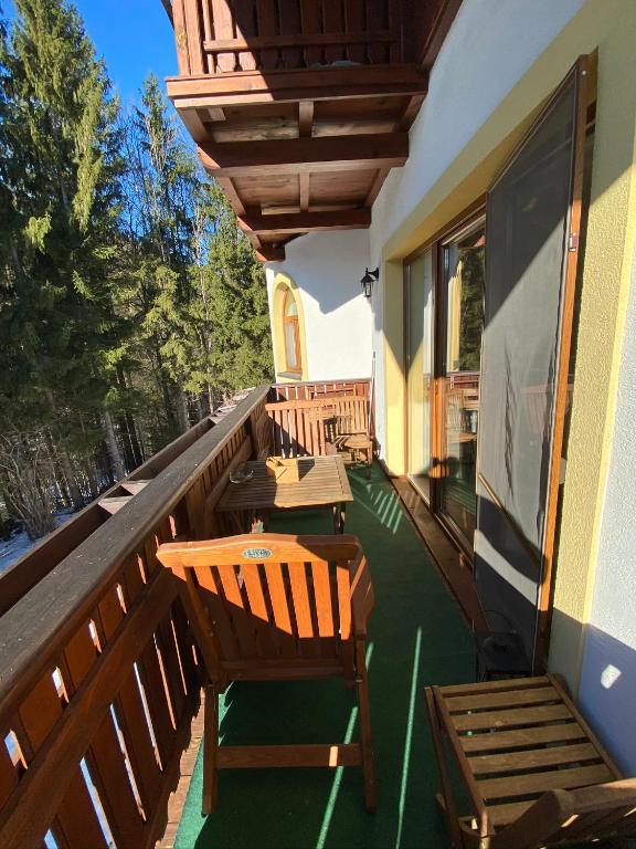 Balkón nebo terasa v ubytování Family Apartment Tále