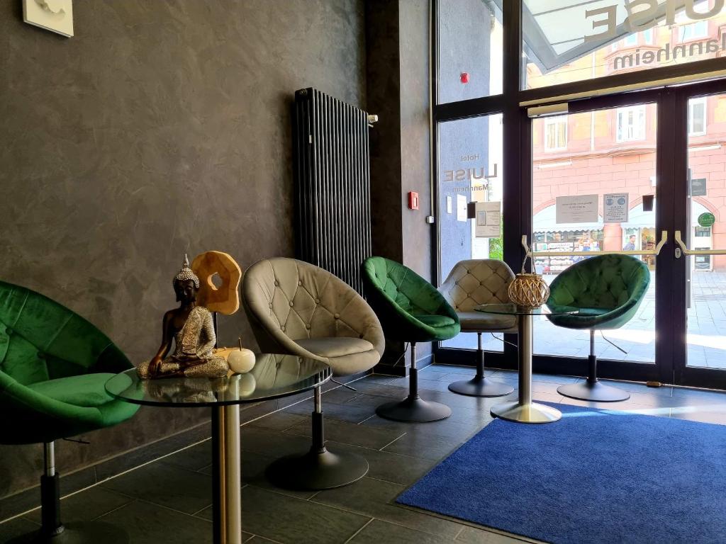 Posezení v ubytování Hotel Luise Mannheim - by SuperFly Hotels