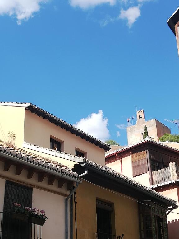PRECIOSO APARTAMENTO JUNTO A LA ALHAMBRA EN PLENO CENTRo ...