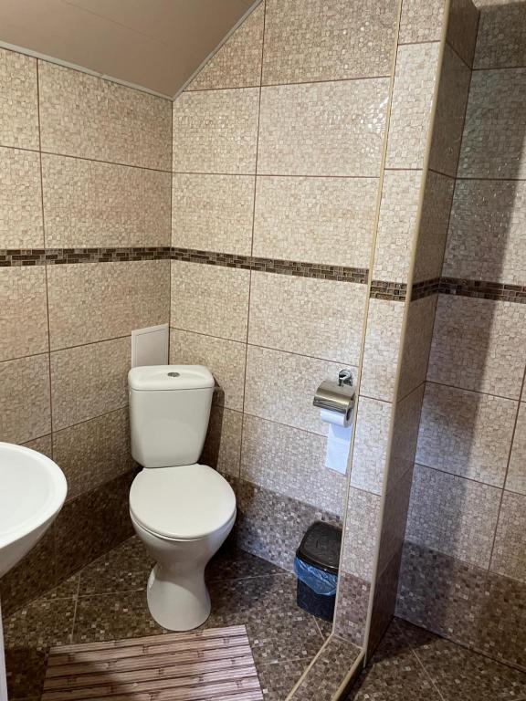 Карпатське Щастя - Chambre Quadruple Avec Salle De Bain