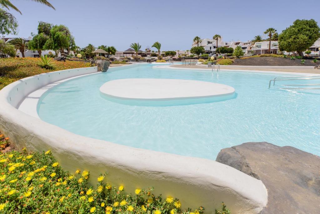 Swimmingpoolen hos eller tæt på Lanzahost Casa Christina