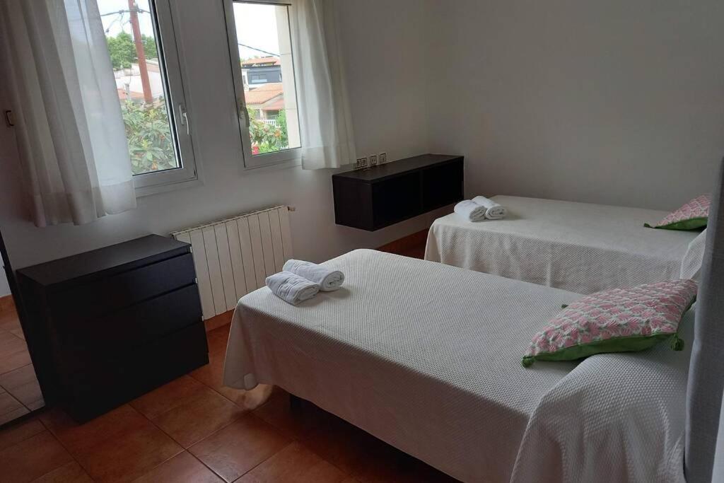 Postel nebo postele na pokoji v ubytování Casa céntrica en Platja d'Aro, a 5min de la playa