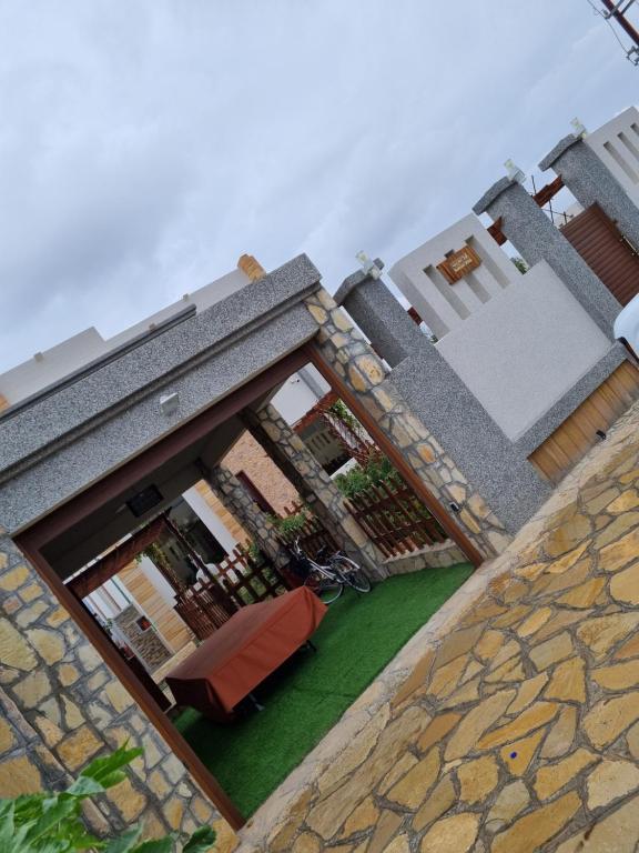 Budova, kde se vila nachází