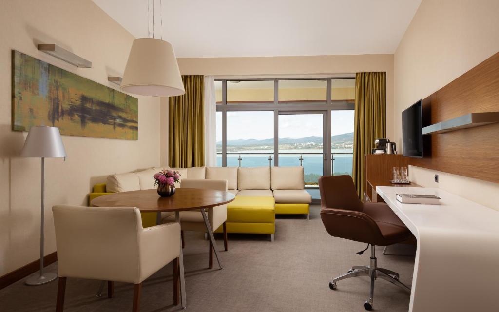 Metropol Grand Hotel Gelendzhik - Suite Con Vista Al Mar
