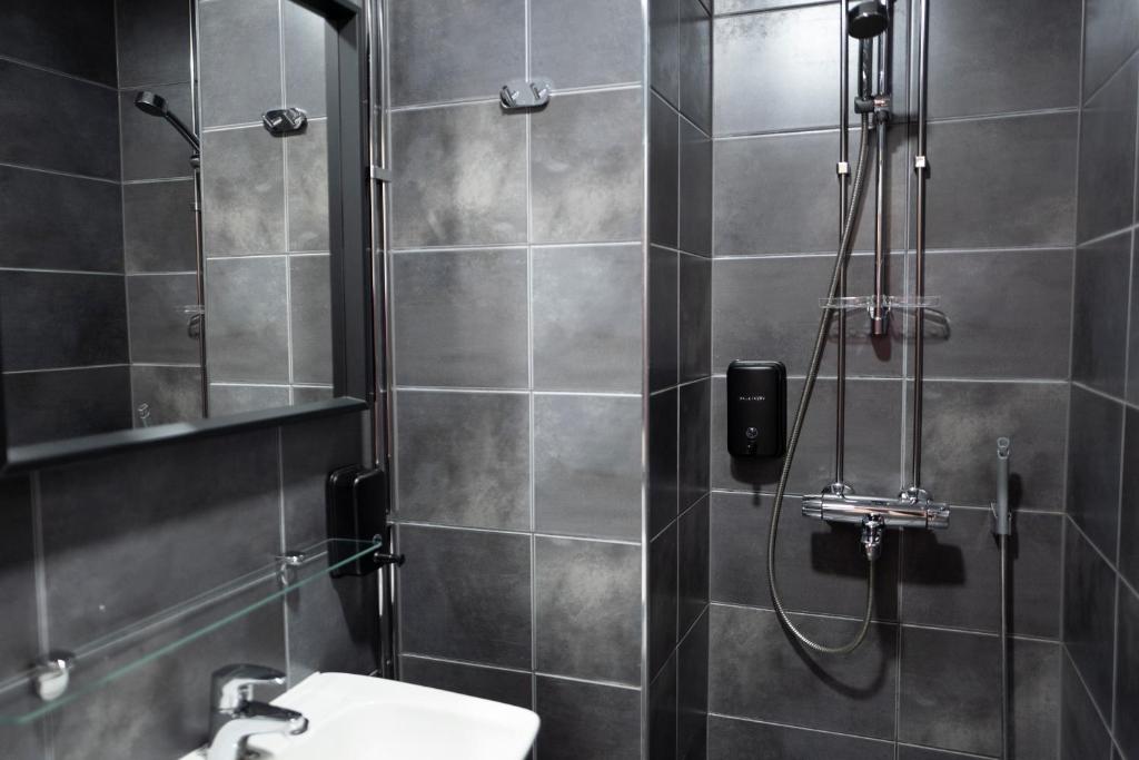 Koupelna v ubytování Hotel Finn