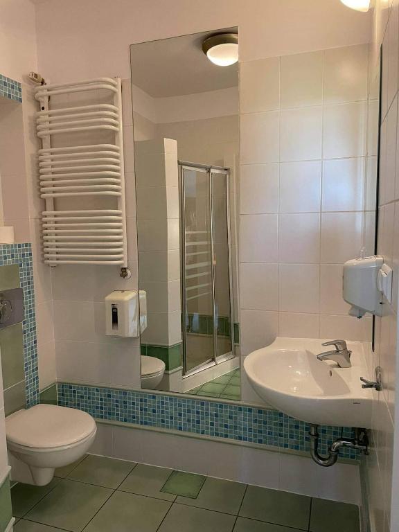 Koupelna v ubytování Hotel Anton by DNS