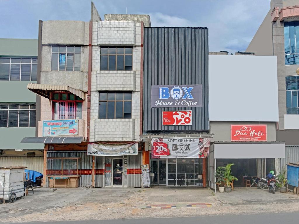 OYO 90399 Box House, Bandar Lampung – Updated 2023 Prices