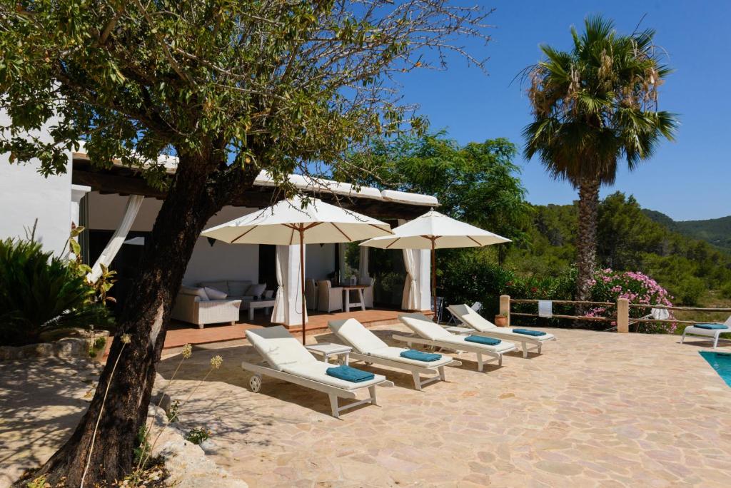 Des Negres, Cala San Vicente – Updated 2023 Prices