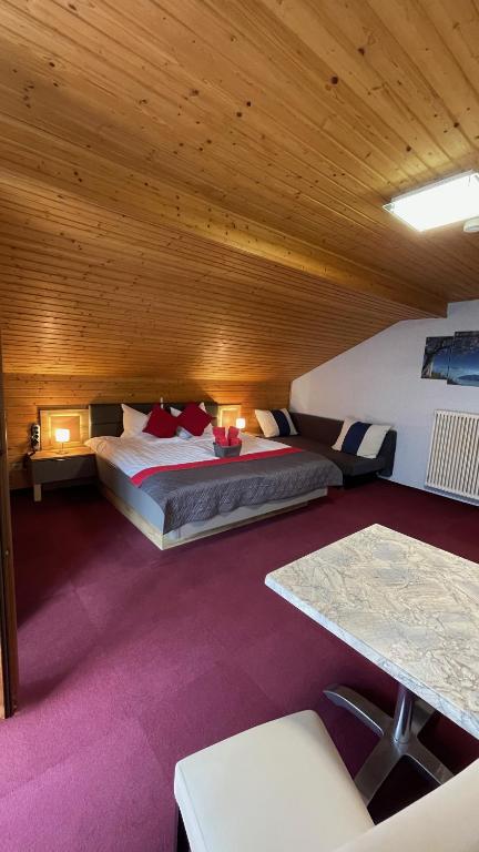 Postel nebo postele na pokoji v ubytování Pension Pichlerhof