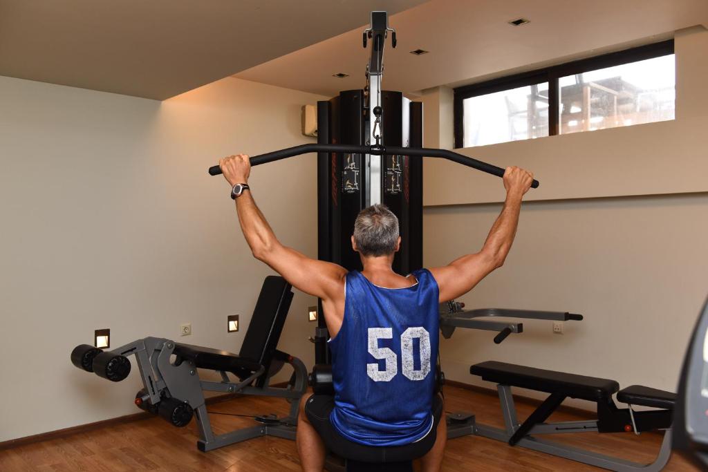 Fitness centrum a/nebo fitness zařízení v ubytování King Minos Hotel
