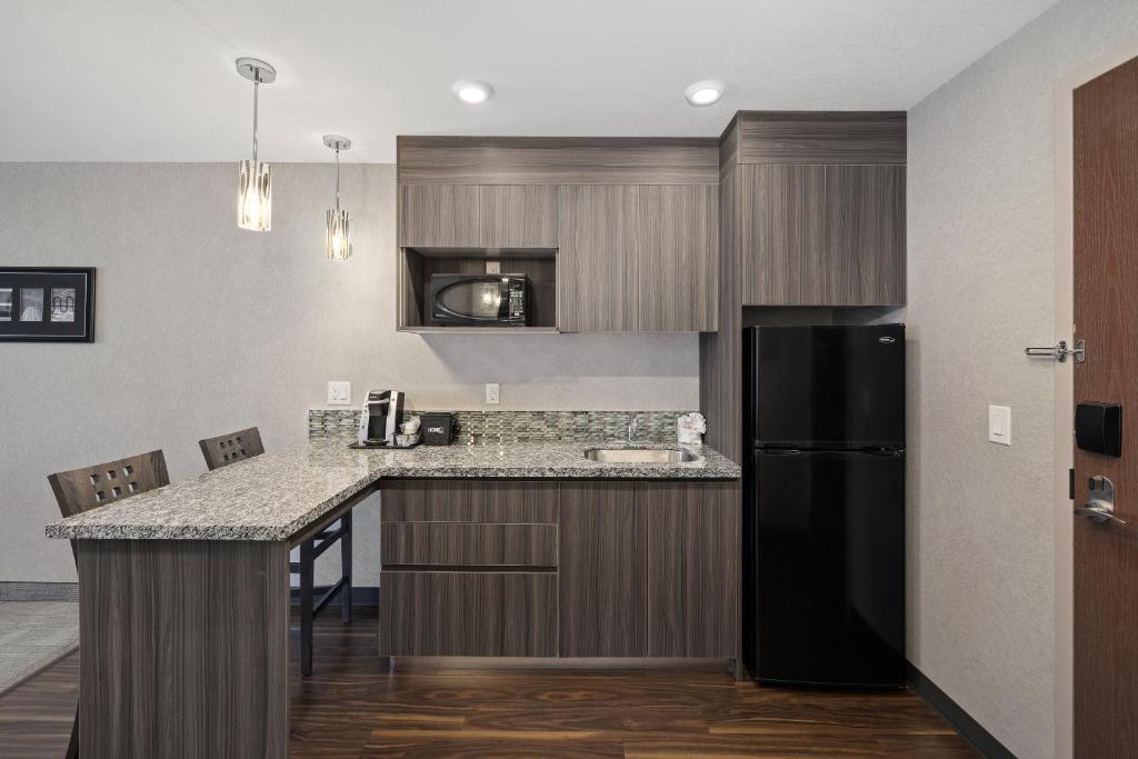 Home Inn & Suites Saskatoon South - Resim 10