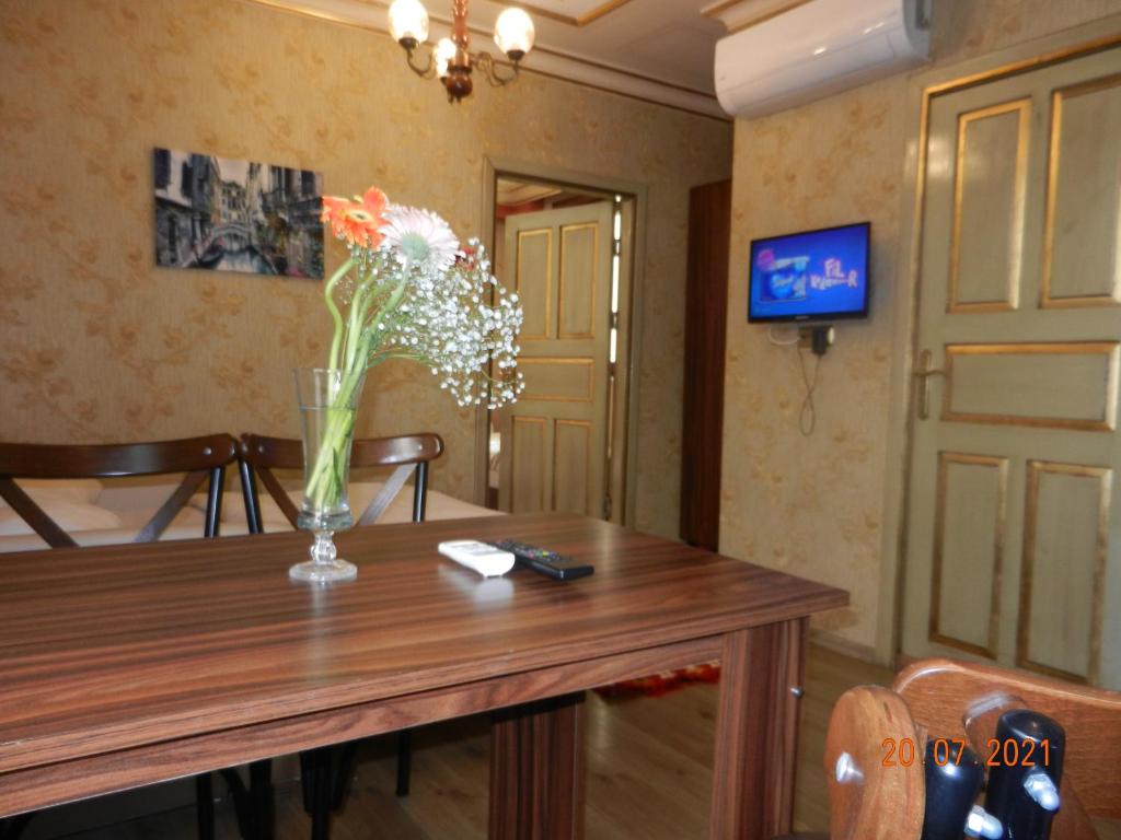 TV a/nebo společenská místnost v ubytování Royal Suites Sultanahmet