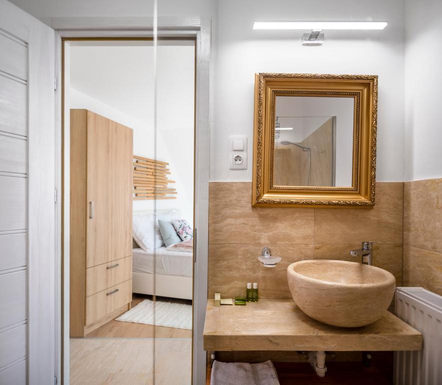 Kúpeľňa v ubytovaní Florand Rooms&Wine