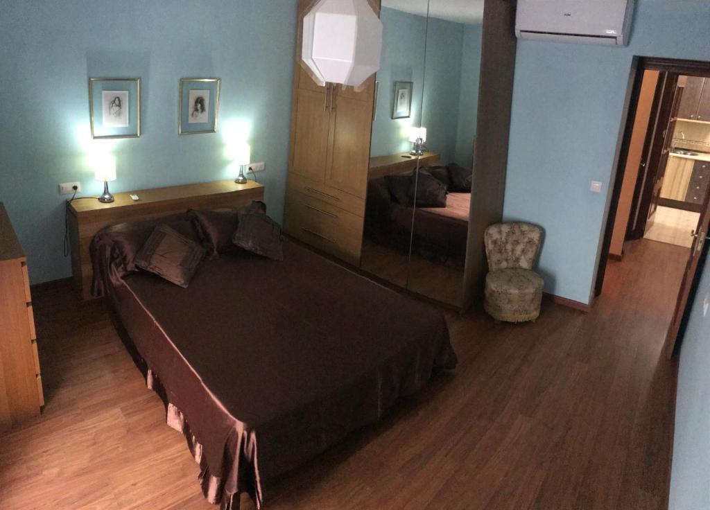 Posteľ alebo postele v izbe v ubytovaní Apartamento Entre el Falla y la Caleta