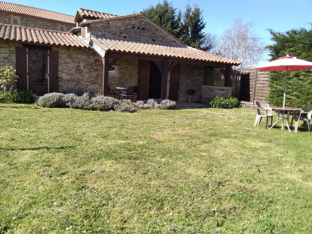 Gallery image of Gorgeous Holiday Home in Loubejac with Garden in Villefranche-du-Périgord