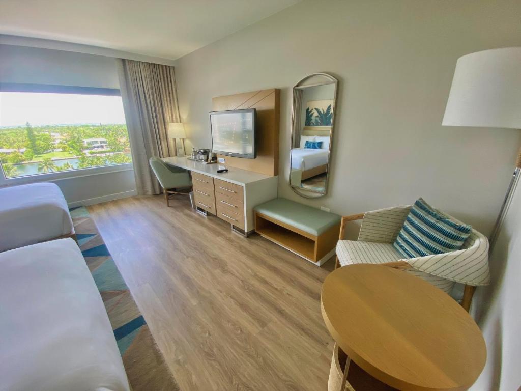 Radisson Resort Miami Beach photo