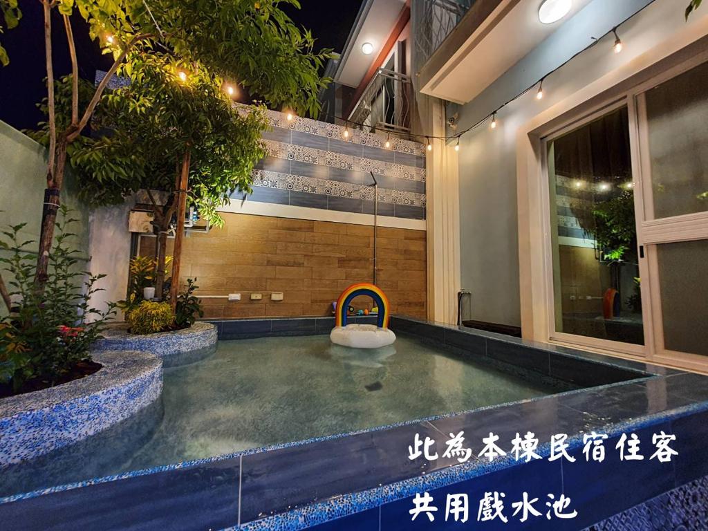 Bazén v ubytování Inn巷文創旅店 Inn siang B&B-墾丁夢幻島 nebo v jeho okolí