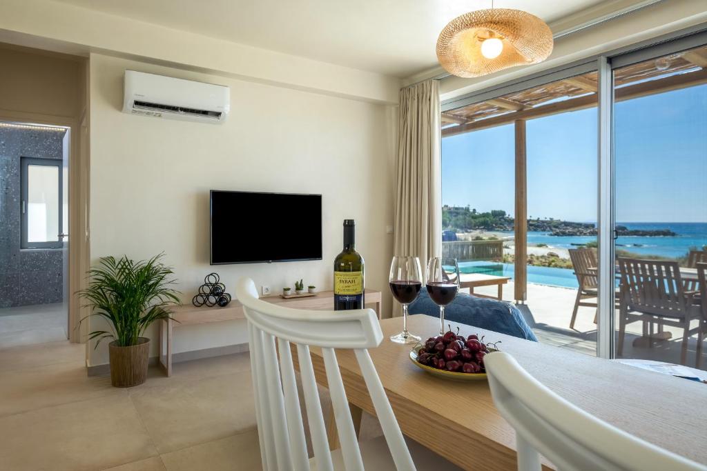 TV a/nebo společenská místnost v ubytování Salvia Luxury Collection Suites