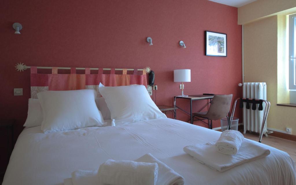 lhotel - Standard Double Room