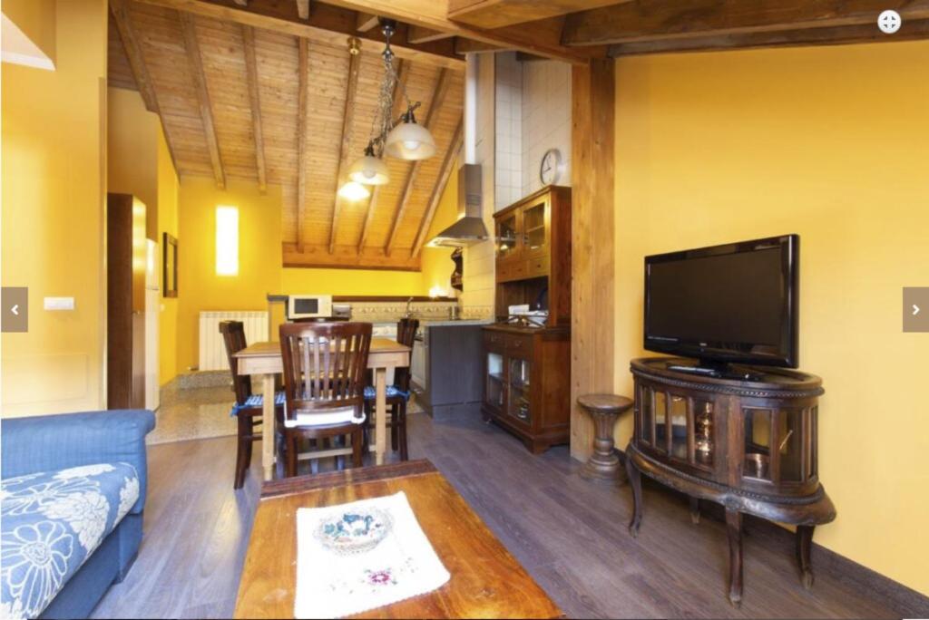 Apartamentos Rurales Les Martes - Appartement De Deux Chambres
