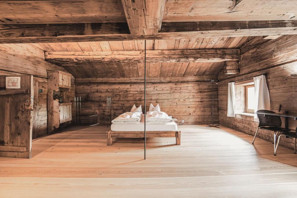 Fotografie z fotogalerie ubytování Hotel Weiss Kreuz v destinaci Splügen