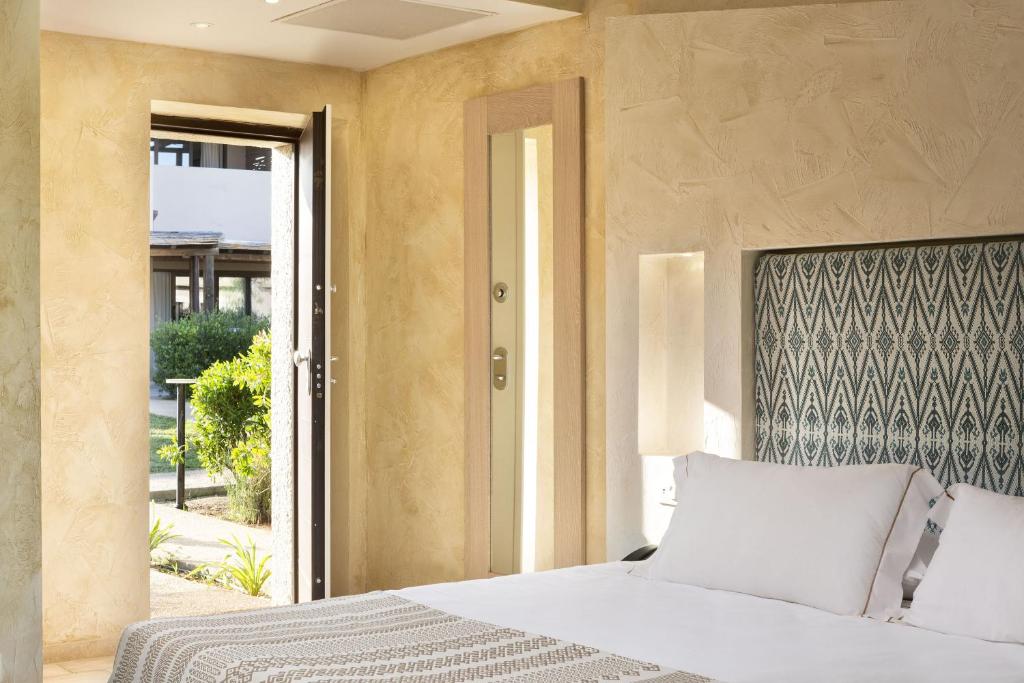 Baglioni Resort Sardinia - The Leading Hotels of the World - Junior Suite