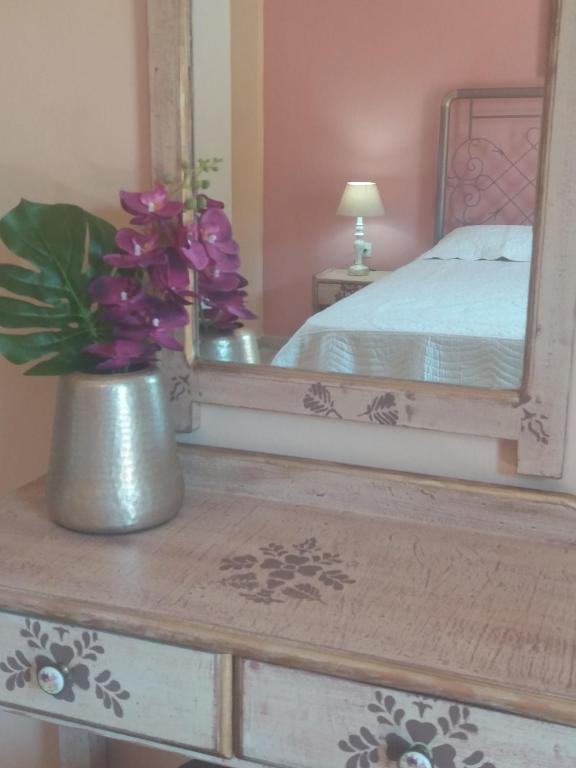 Postel nebo postele na pokoji v ubytování Alexandra Spingou Apartments