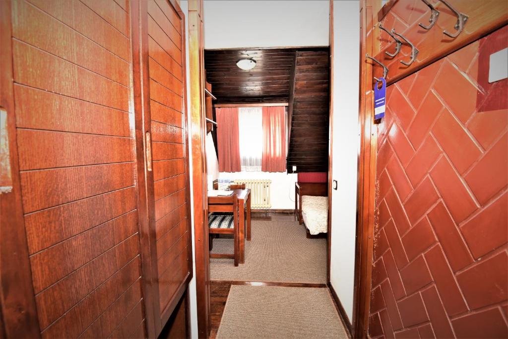 Apartments JAT Kopaonik - Resim 16