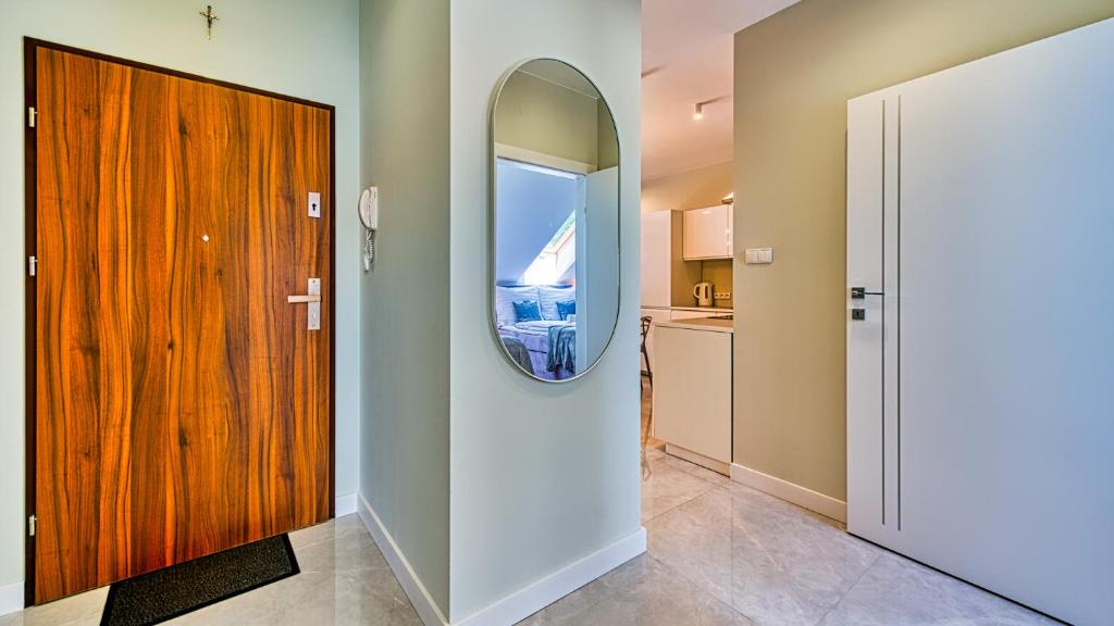 Apartamenty Centrum - Wyszyńskiego 9 by Royal Aparts - 14