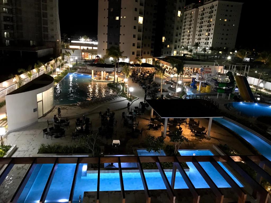 Bazén v ubytování SALINAS EXCLUSIVE RESORT nebo v jeho okolí
