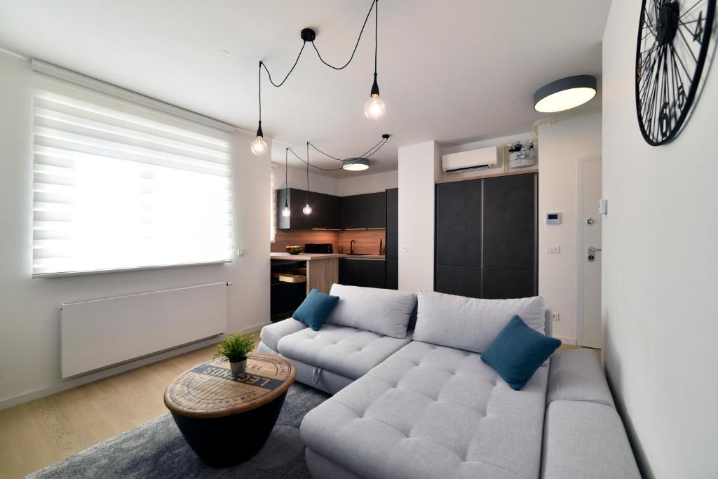 Kuchnia lub aneks kuchenny w obiekcie On Time Apartment